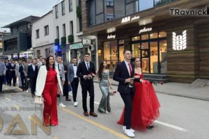 Večeras održan defile maturanata Mješovite srednje tehničke škole Travnik