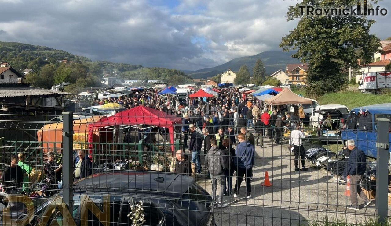 Tradicionalni dernek u Turbetu okupio veliki broj posjetilaca