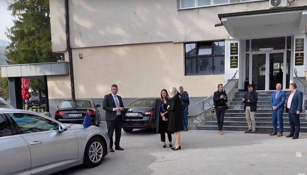Ambasador EU Luigi Soreca i ambasadori država članica u posjeti Srednjobosanskom kantonu