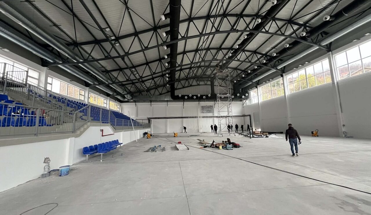 Prvi put zavirite u unutrašnjost dvorane Srednjoškolskog centra: Prelijepo zdanje uskoro na usluzi učenicima i travničkim klubovima!
