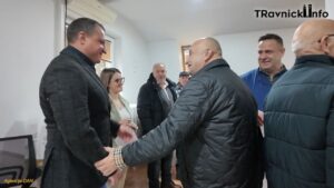 Hvala za godine humanosti: JU Bolnica Travnik obilježila odlazak u penziju svojih radnika