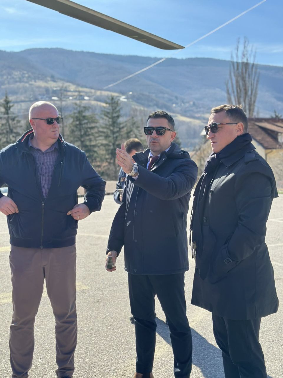 83dc9b98-1f6d-4c80-87fd-6e44f36fba6e