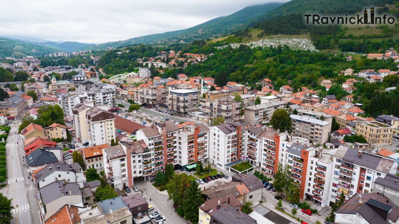Poslovni objekti dužni održavati čistoću prostora ispred svojih radnji – Općina Travnik uputila važnu obavijest