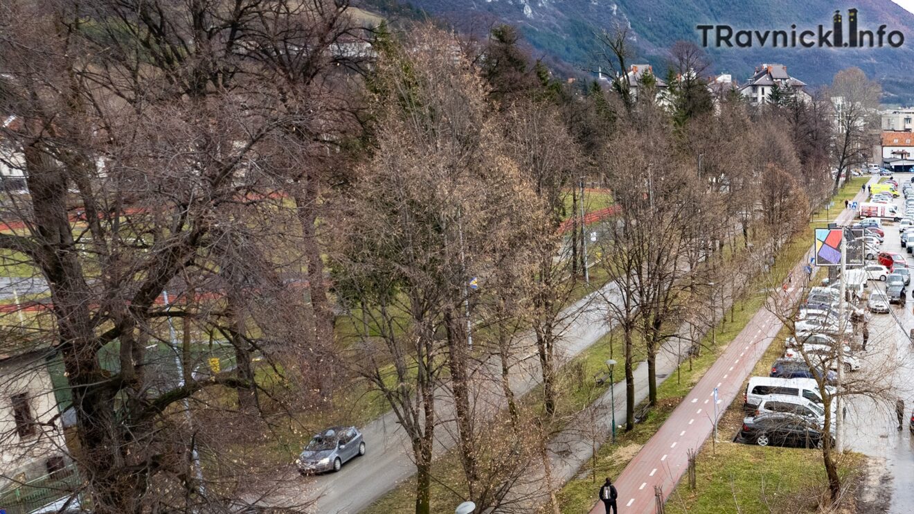 Policija u Aleji Konzula pronašla drogu kod muškarca