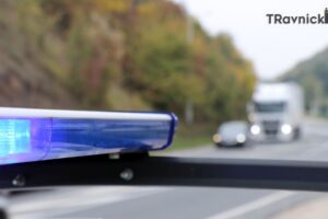 Bez povrijeđenih u devet saobraćajnih nezgoda u SBK/KSB: Policija izdala čak 419 prekršajnih naloga