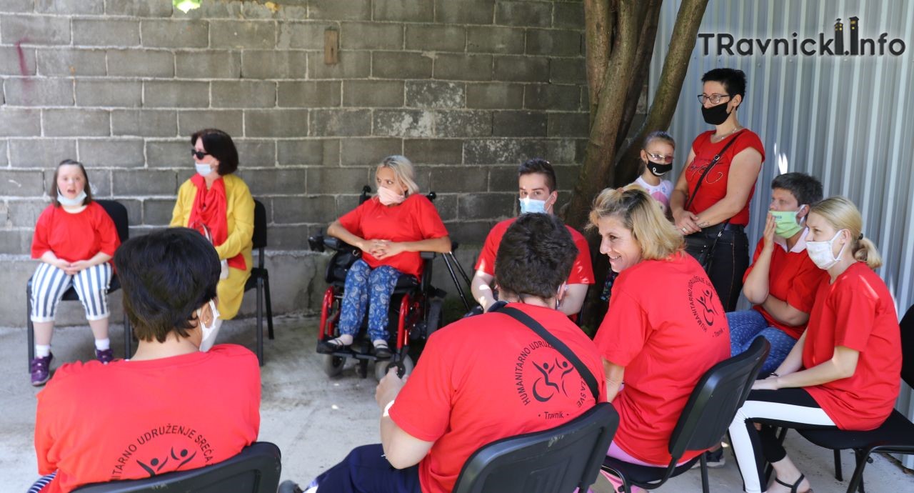 Travnik među rijetkima u BiH: Usvojen Akcioni plan za osobe sa invaliditetom, stižu liftovi i inkluzivno igralište