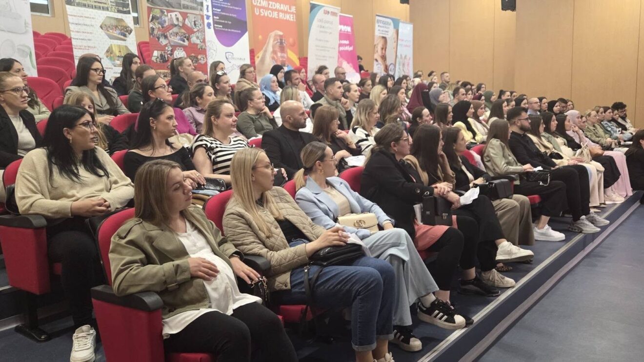 Sala puna budućih majki u Travniku: Veliko interesovanje za panel, uskoro počinje Škola za trudnice