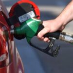 Gorivo pojeftinjuje u Federaciji BiH: Dizel se vraća na raniji nivo, pad bilježi i benzin