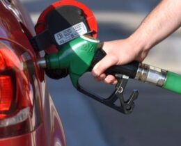 Gorivo pojeftinjuje u Federaciji BiH: Dizel se vraća na raniji nivo, pad bilježi i benzin