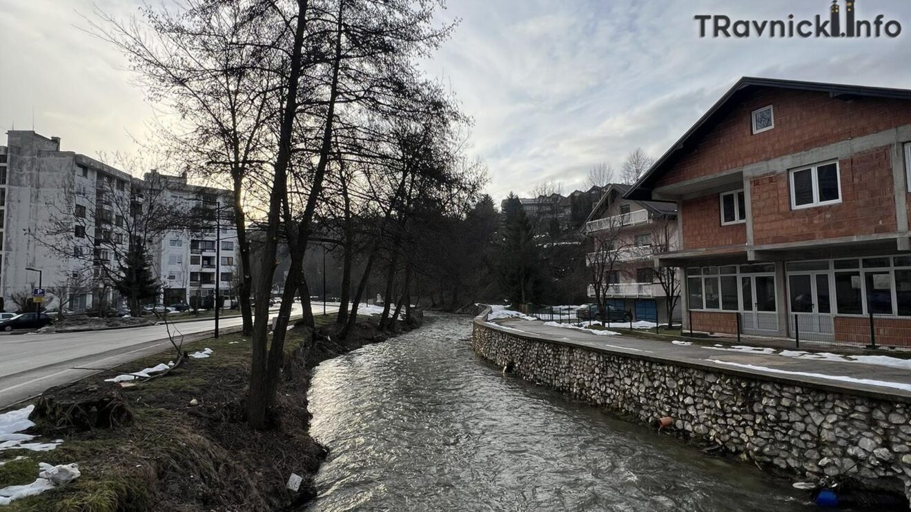 Raste vodostaj rijeka širom BiH: Spreča, Bosna i Krivaja među najkritičnijima, slijedi smirivanje vremena