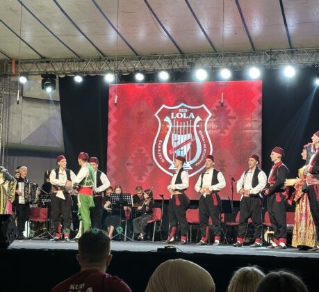 Travnik večeras domaćin spektakla tradicije i folklora: KUD „Lola“ povodom 80 godina postojanja poklanja koncert građanima