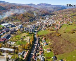 Stiže naglo zahlađenje: Vikend u BiH donosi kišu, grmljavinu, jak vjetar, a na planinama i snijeg