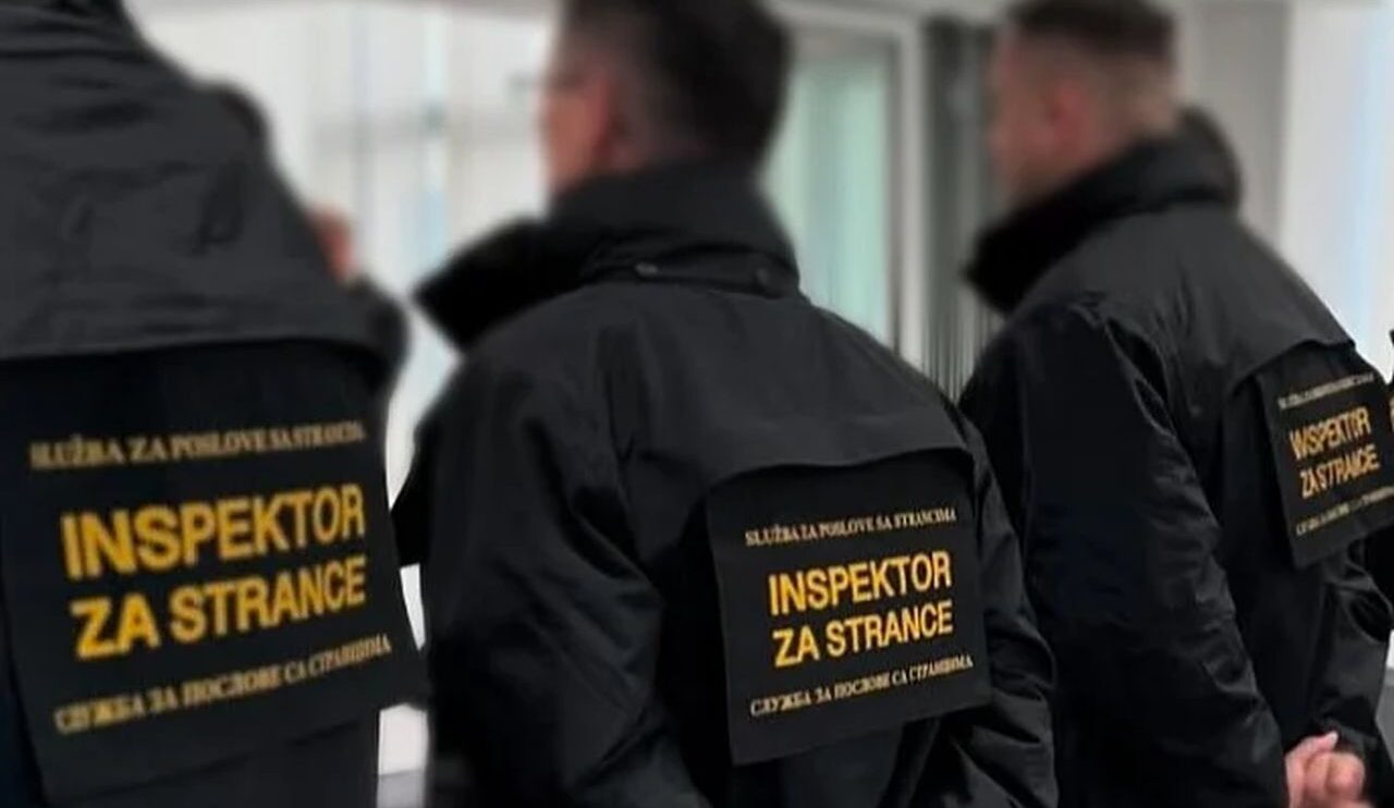 Prevaranti ponovo obilaze sela i gradove u SBK/KSB: Građanima prodaju lažno posuđe i “zlato” po ogromnim cijenama