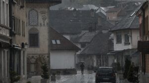 Nevrijeme stiže u BiH: Pljuskovi, grmljavina i naglo zahlađenje, na planinama moguć i snijeg