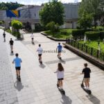 Romobil nije igračka: BiH sprema dobnu granicu, obavezne kacige, kazne i identifikacione naljepnice