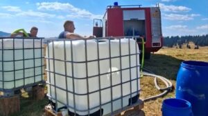 Vatrogasci dostavili 121 kubik vode stočarima na području Travnika