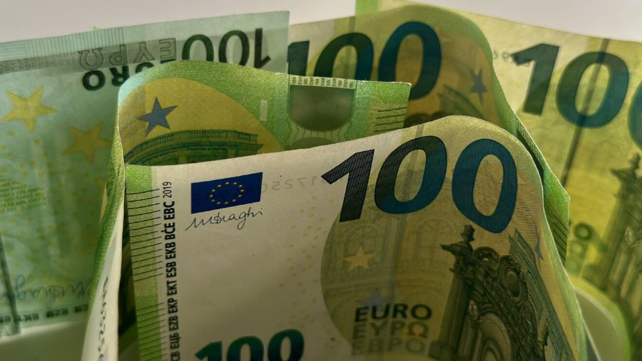 Oprez pri primanju eura: MUP SBK/KSB upozorava na krivotvorene novčanice