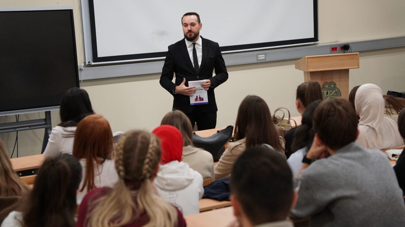 Veliki interes studenata Internacionalnog univerziteta Travnik za predavanje prof. dr. Admira Čavalića