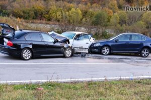 Jučer teška saobraćajna nezgoda na Komaru: Četiri osobe teško povrijeđene, među njima i maloljetnik